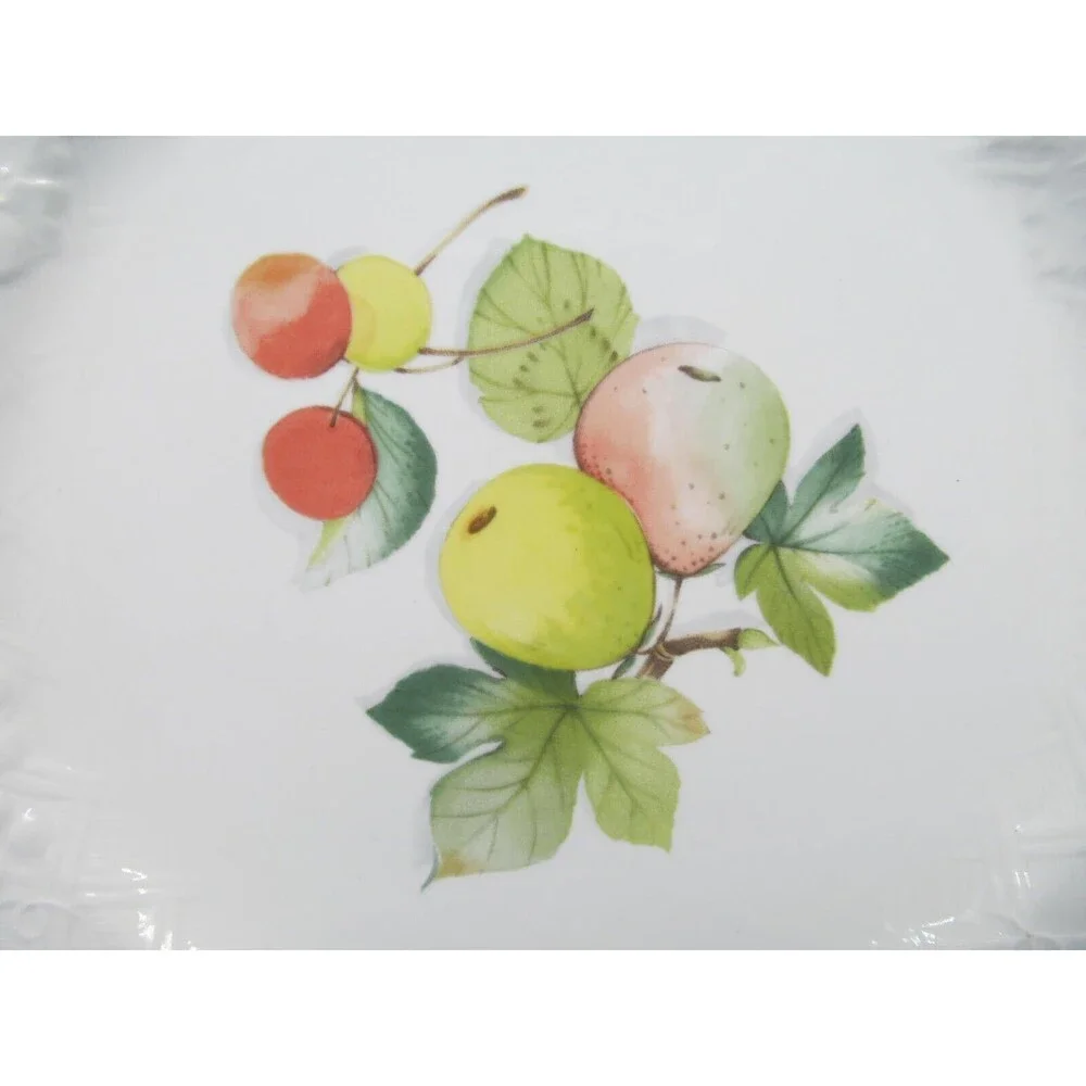 Mikasa English Countryside Fruit Cove Set Of 4 Embossed 11
